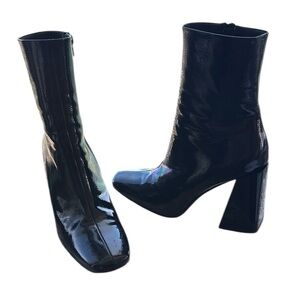 Nasty Gal Black Patent Leather Chunky Heel Ankle Booties boots EU 40 us 9